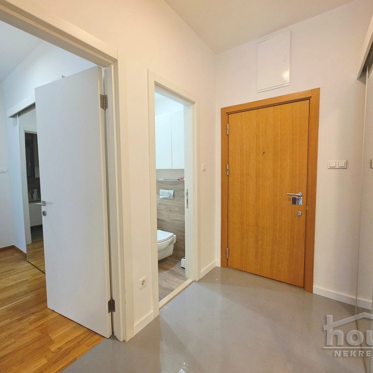 Trosoban stan na prodaju, Liman 3, Novi Sad, 78m², 2. sprat, 276.900 €