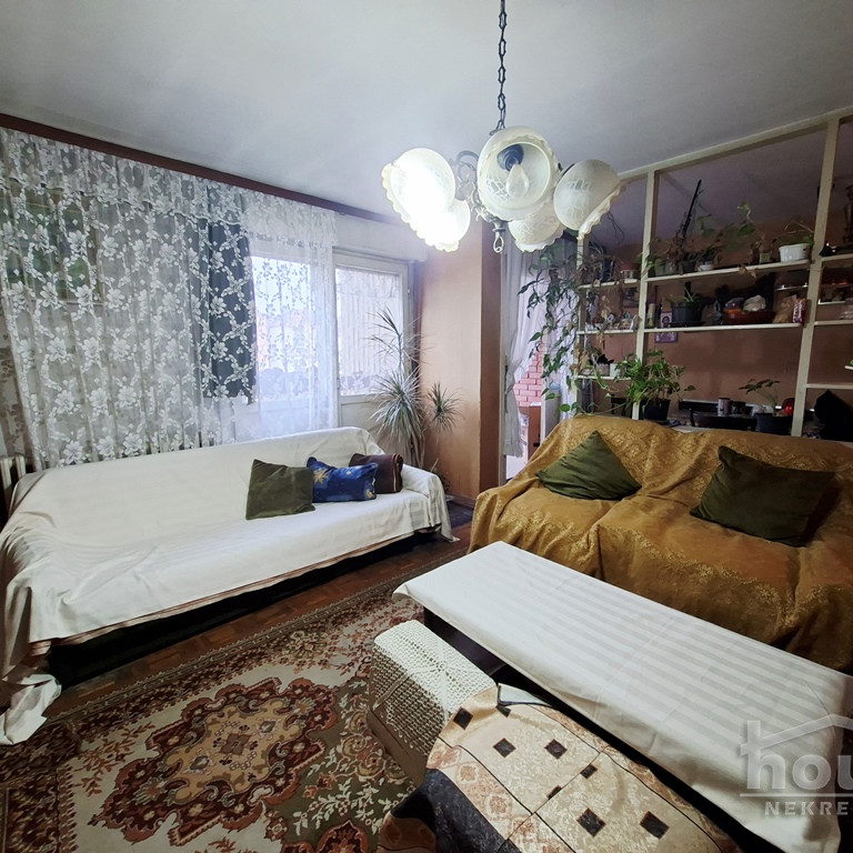 Stan Prodaja Novi Sad  80 m2