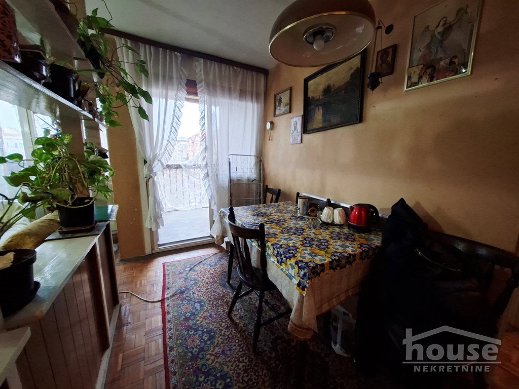Stan Prodaja Novi Sad  80 m2