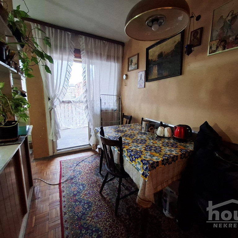 Stan Prodaja Novi Sad  80 m2