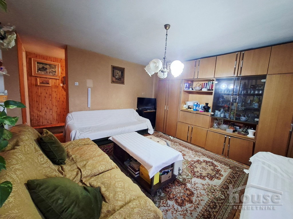 Stan Prodaja Novi Sad  80 m2