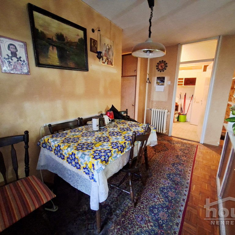 Stan Prodaja Novi Sad  80 m2