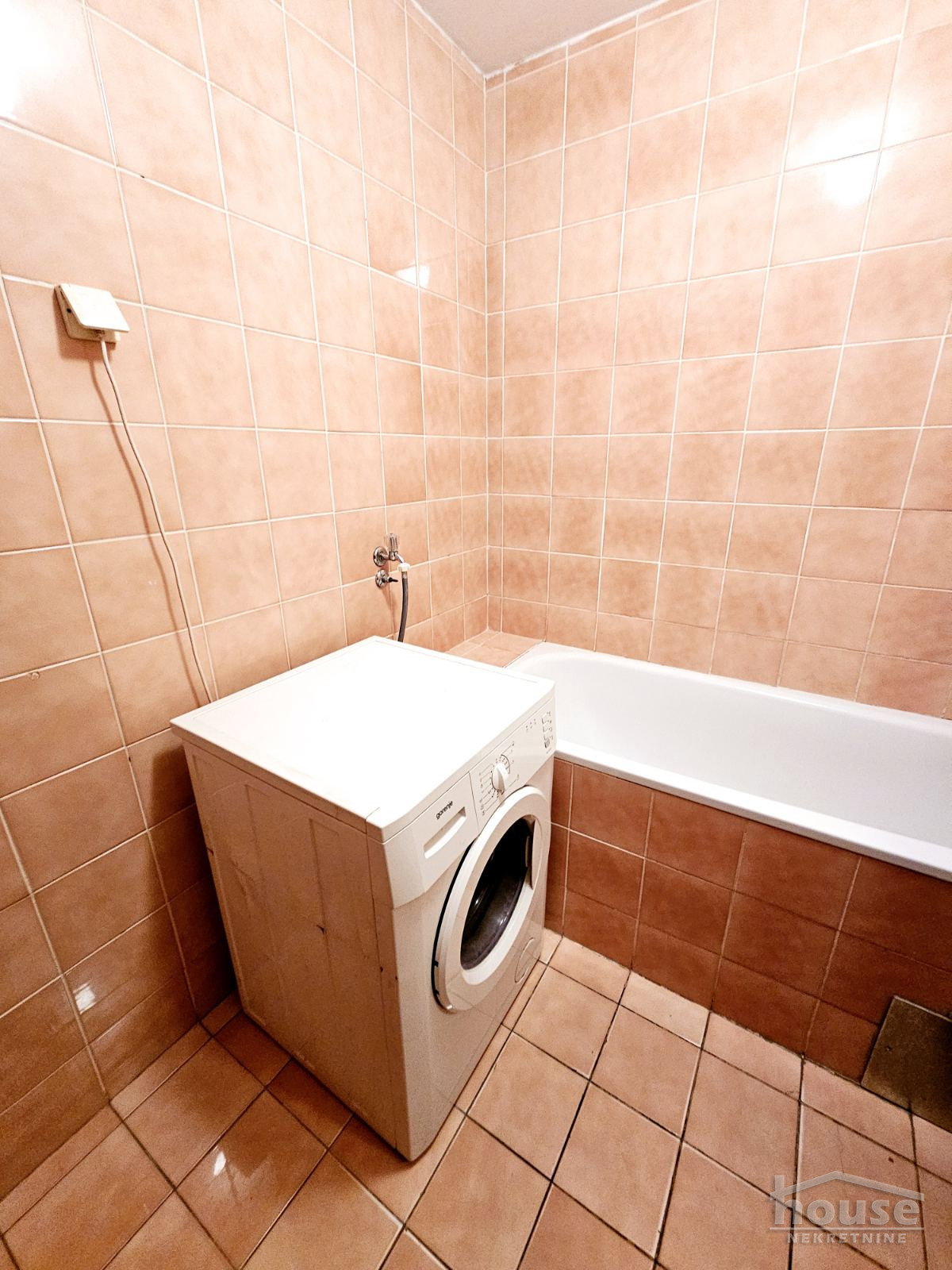 stanovi-3-re-nova-detelinara-1101552-7w6ib Četvorosoban stan na prodaju, Nova Detelinara, Novi Sad, 95m², 261.250 €