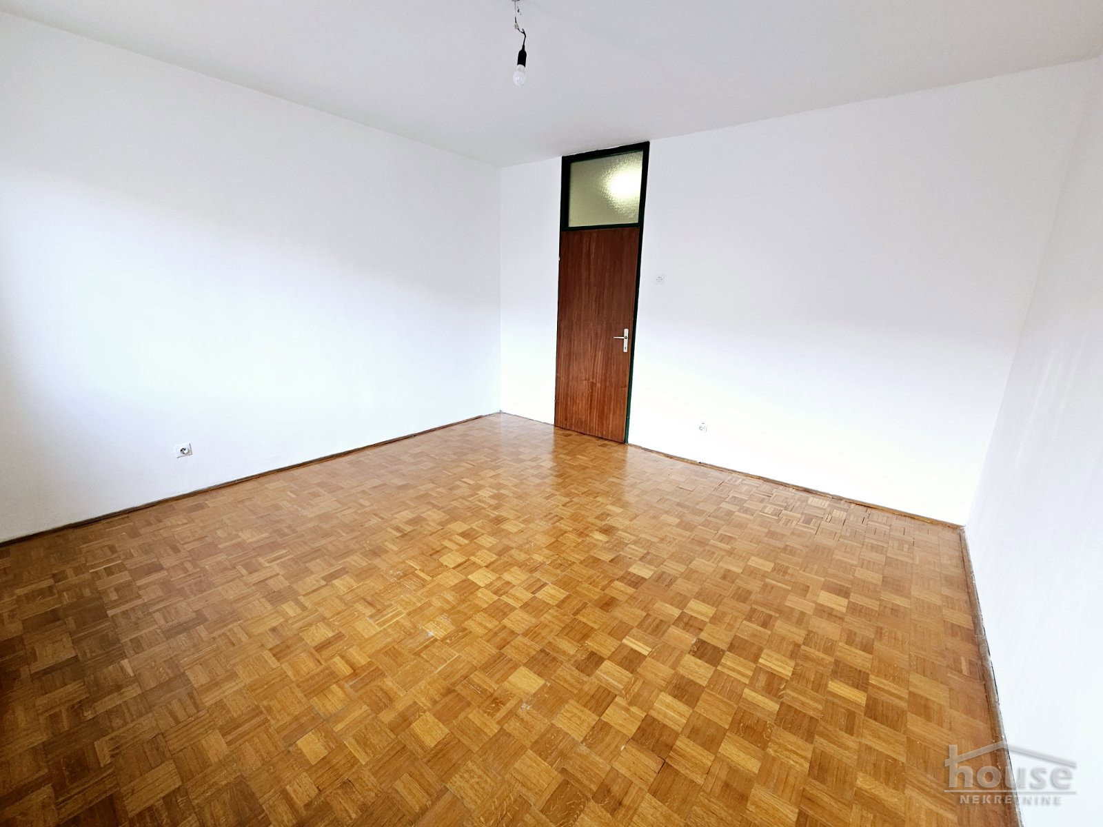 stanovi-3-re-nova-detelinara-1101552-hsros Četvorosoban stan na prodaju, Nova Detelinara, Novi Sad, 95m², 261.250 €