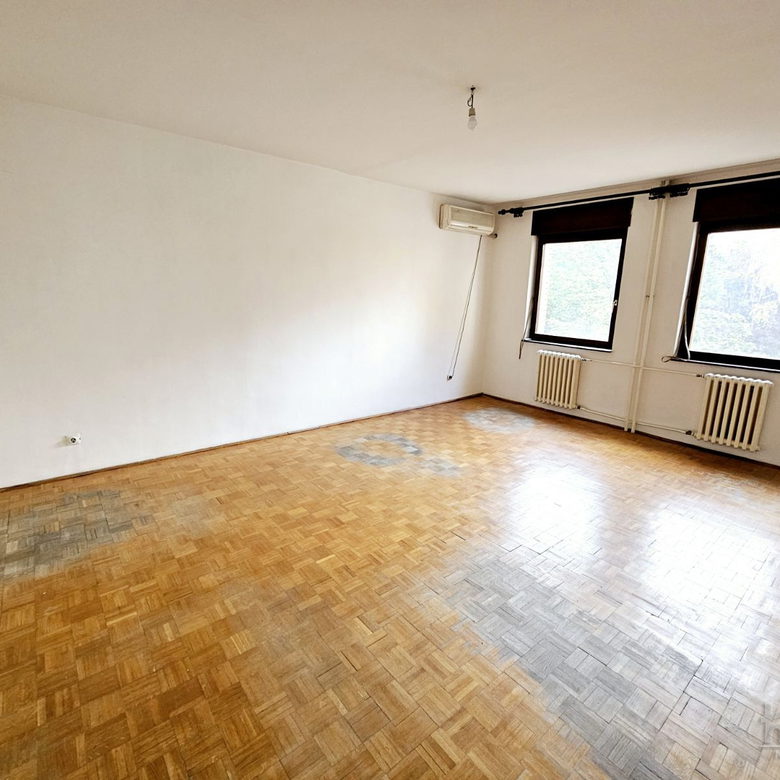 Stan Prodaja Novi Sad  95 m2