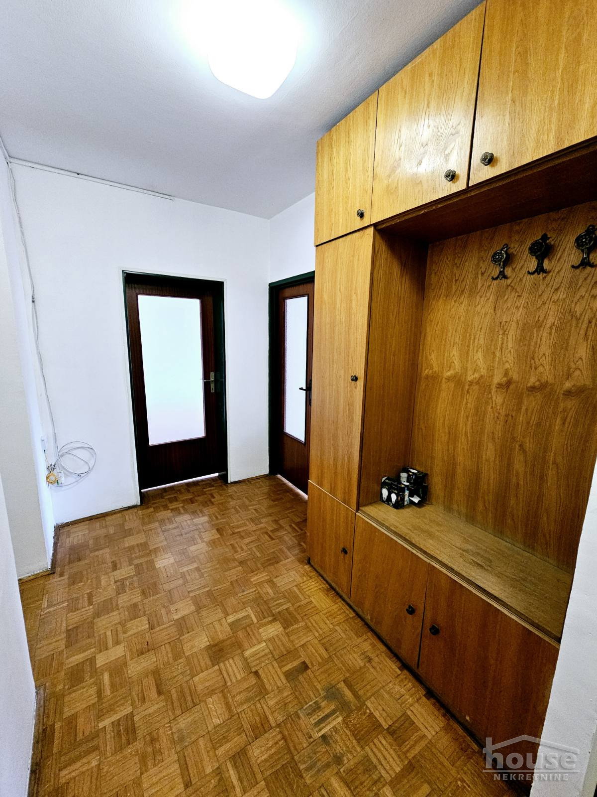 stanovi-3-re-nova-detelinara-1101552-oxosa Četvorosoban stan na prodaju, Nova Detelinara, Novi Sad, 95m², 261.250 €