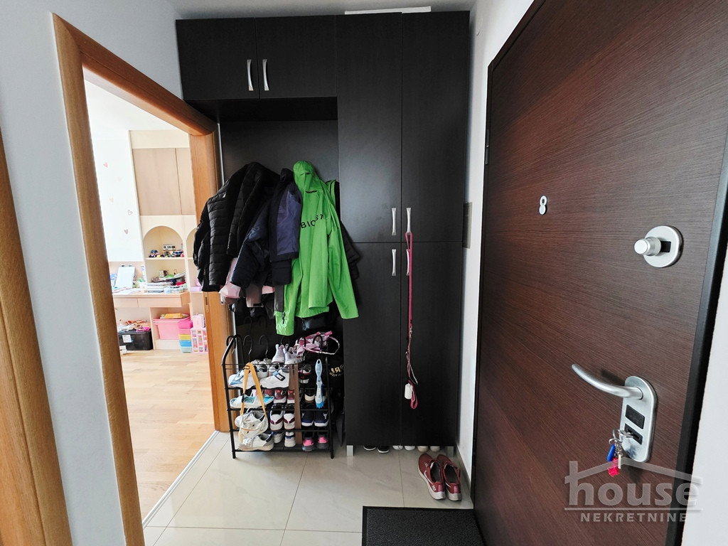 Trosoban stan na prodaju, Nova Detelinara, Novi Sad, 69m², 215.000 €