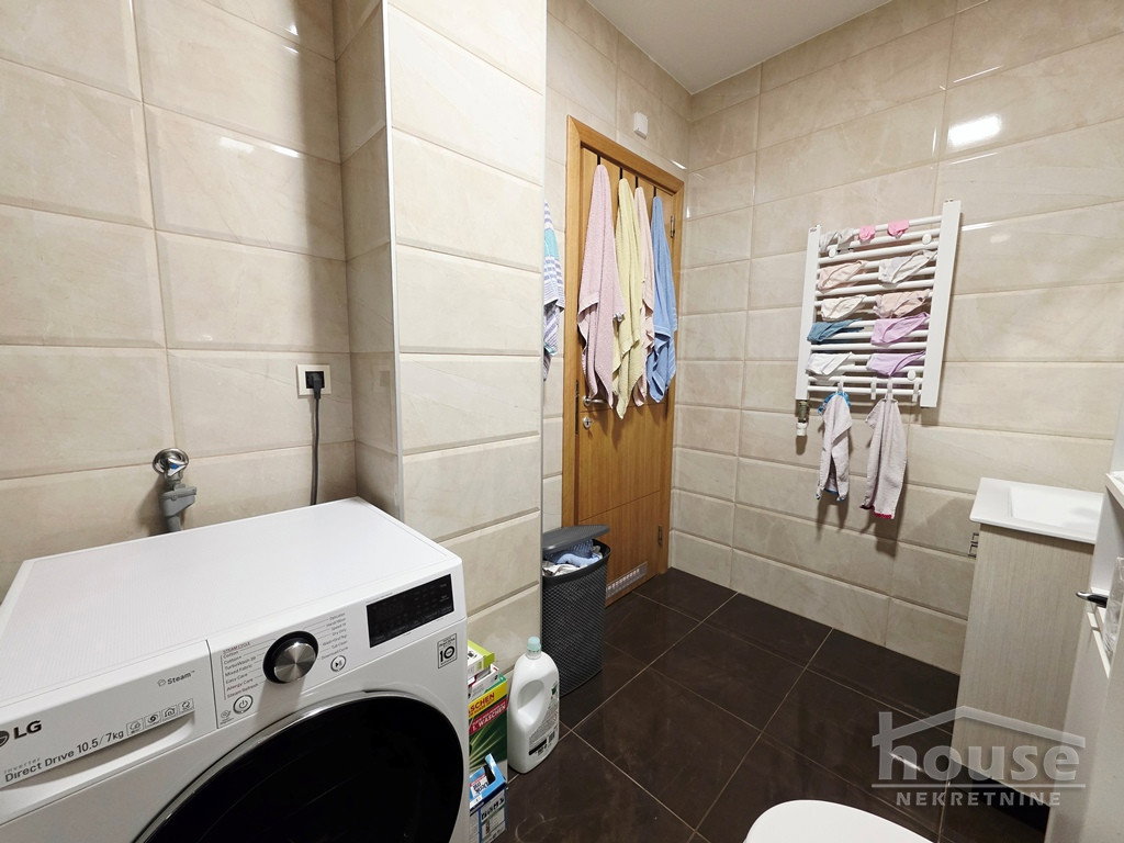 Trosoban stan na prodaju, Nova Detelinara, Novi Sad, 69m², 215.000 €