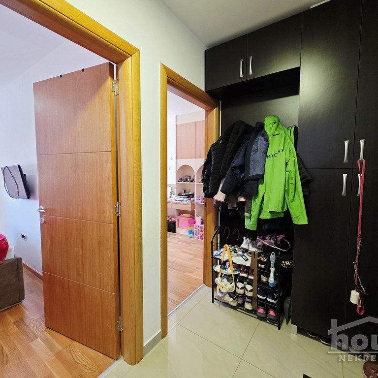 Trosoban stan na prodaju, Nova Detelinara, Novi Sad, 69m², 215.000 €