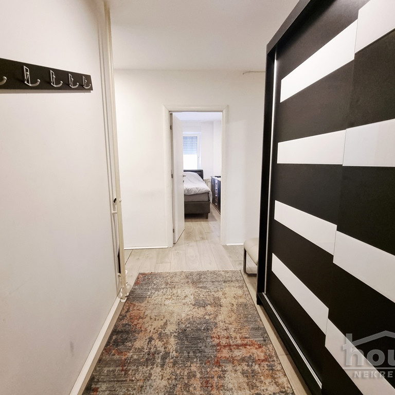 Trosoban stan na prodaju, Novo Naselje, Novi Sad, 55m², 147.000 €