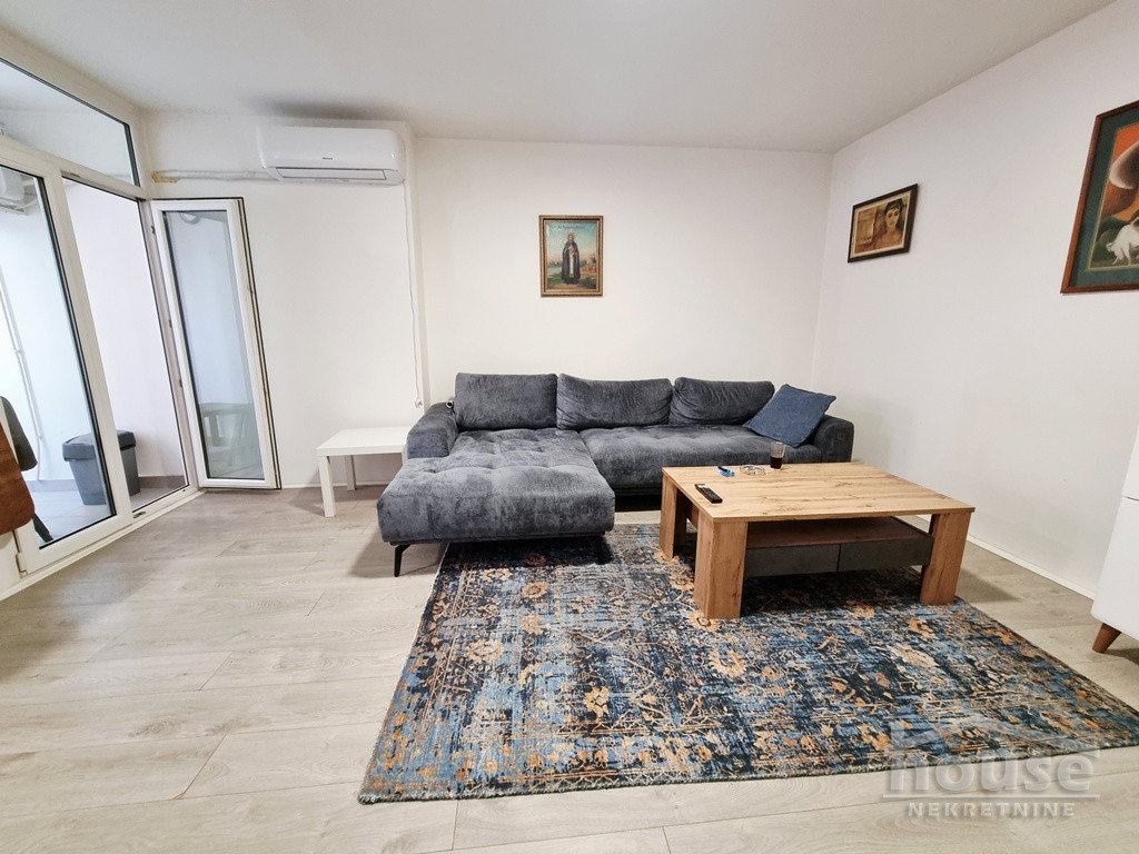 Trosoban stan na prodaju, Novo Naselje, Novi Sad, 55m², 147.000 €