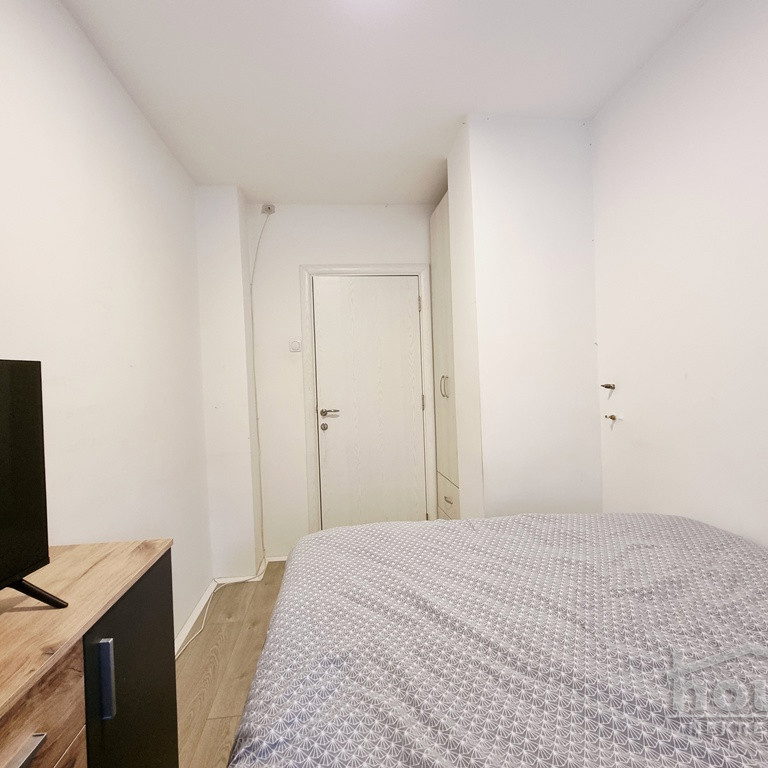 Trosoban stan na prodaju, Novo Naselje, Novi Sad, 55m², 147.000 €