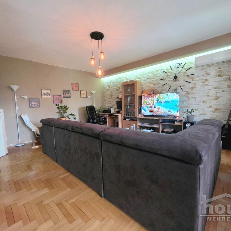 Trosoban stan na prodaju, Jugovićevo, Novi Sad, 98m², 3. sprat, 232.000 €