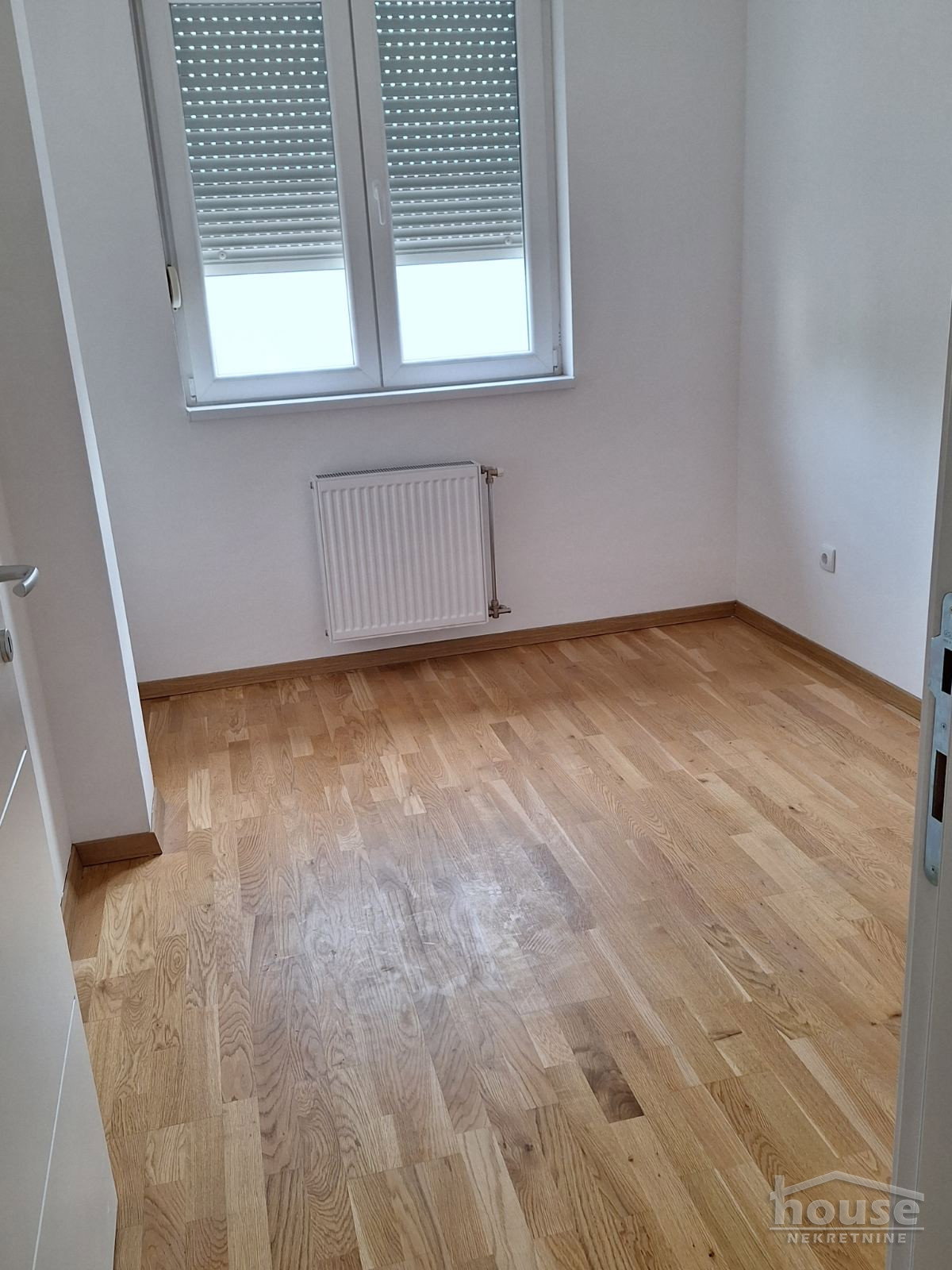 Troiposoban stan na prodaju, Centar, Novi Sad, 69m², 144.200 €