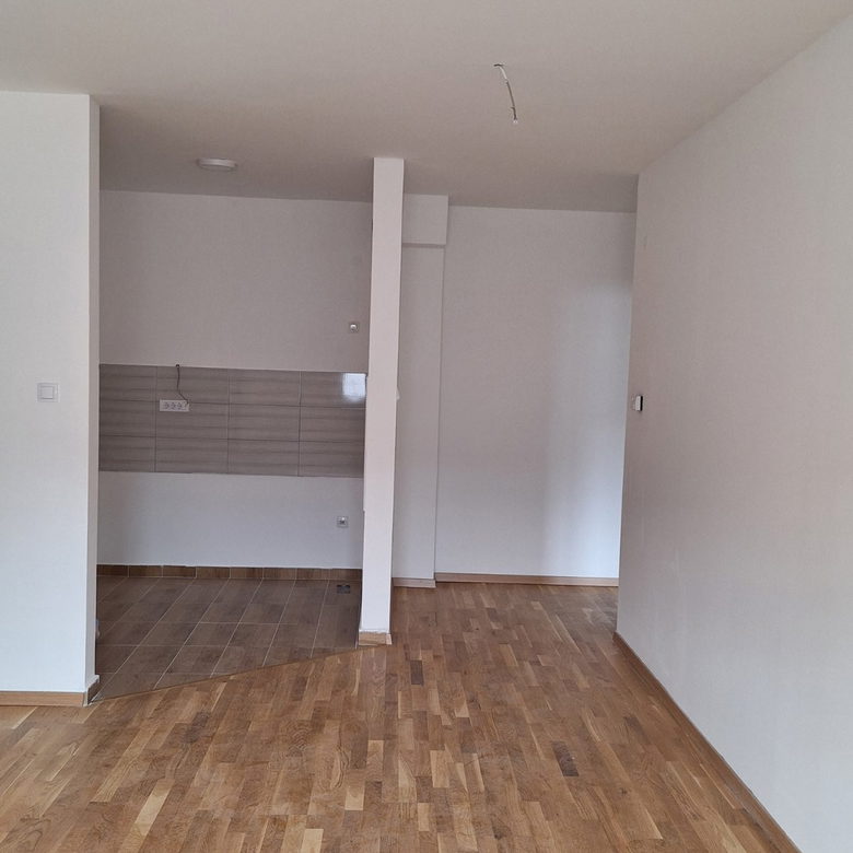 Troiposoban stan na prodaju, Centar, Novi Sad, 69m², 144.200 €