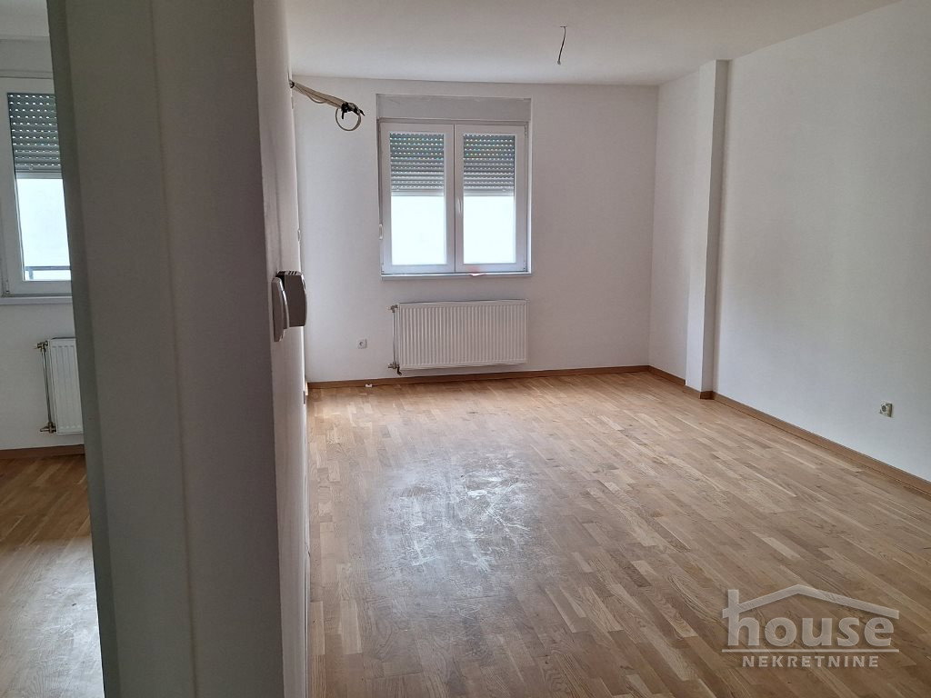 Troiposoban stan na prodaju, Centar, Novi Sad, 69m², 144.200 €