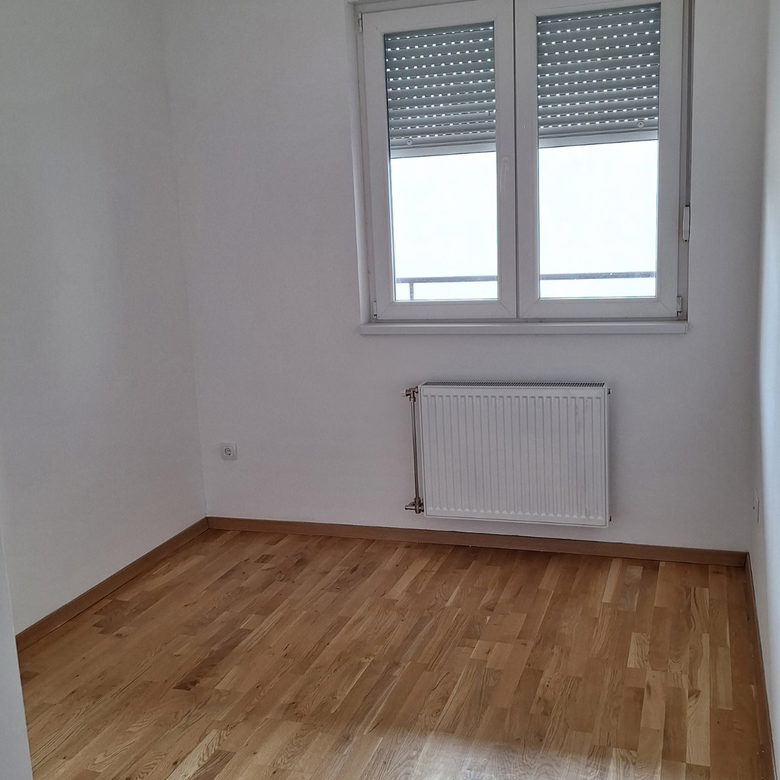 Troiposoban stan na prodaju, Centar, Novi Sad, 69m², 144.200 €