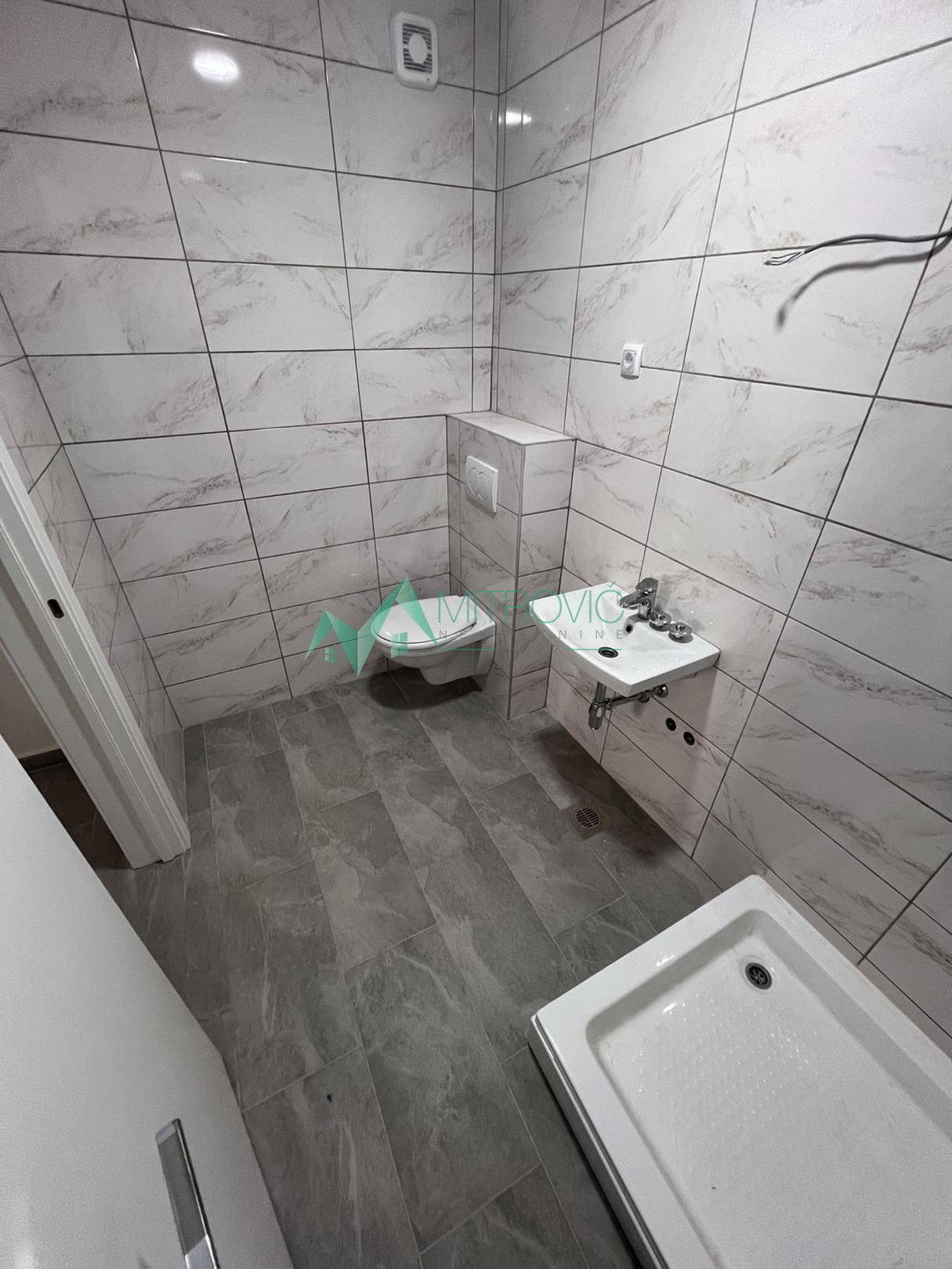 Trosoban stan na prodaju, Podbara, Novi Sad, 65m², 187.460 €