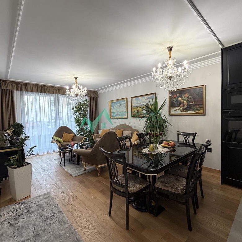 Trosoban stan na prodaju, Sajmište, Novi Sad, 72m², 259.560 €