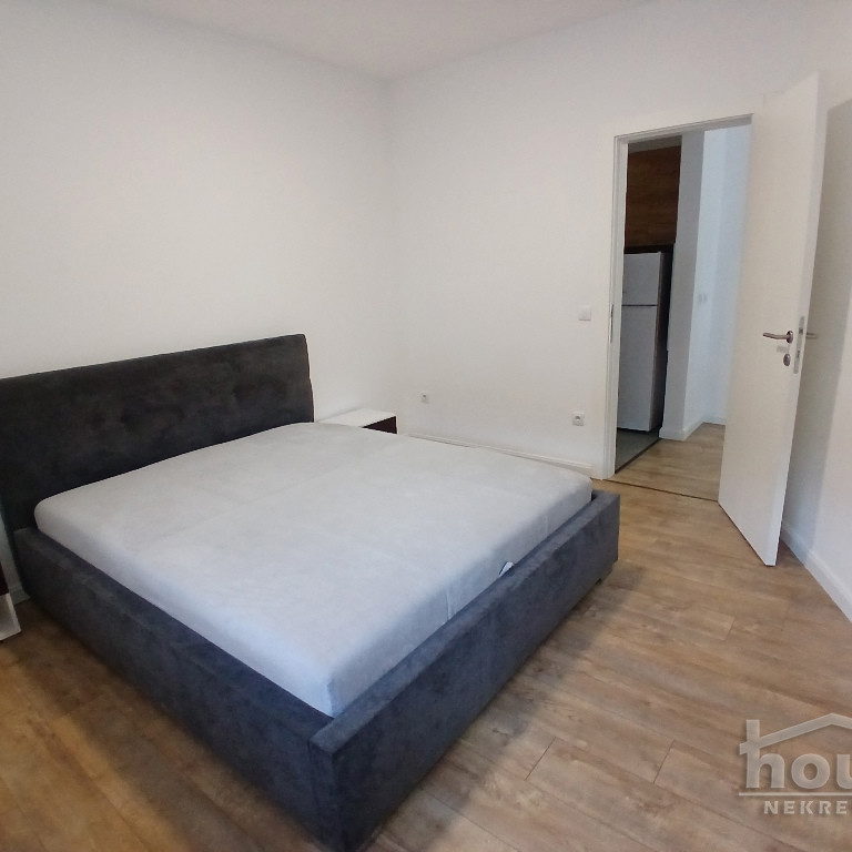Trosoban stan na prodaju, Sajmište, Novi Sad, 57m², 2. sprat, 188.100 €