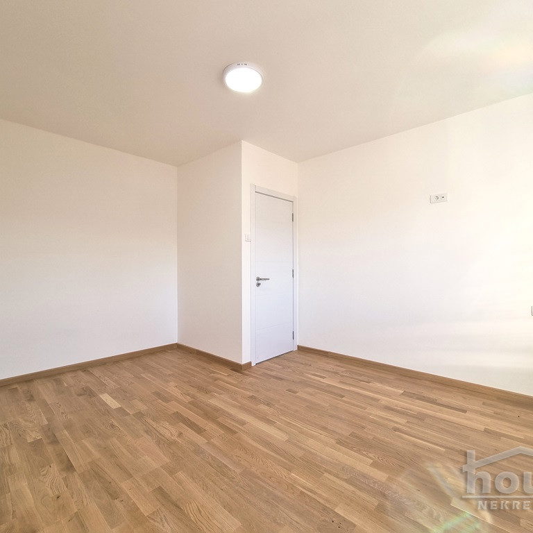 Trosoban stan na prodaju, Sajmište, Novi Sad, 54m², 155.000 €