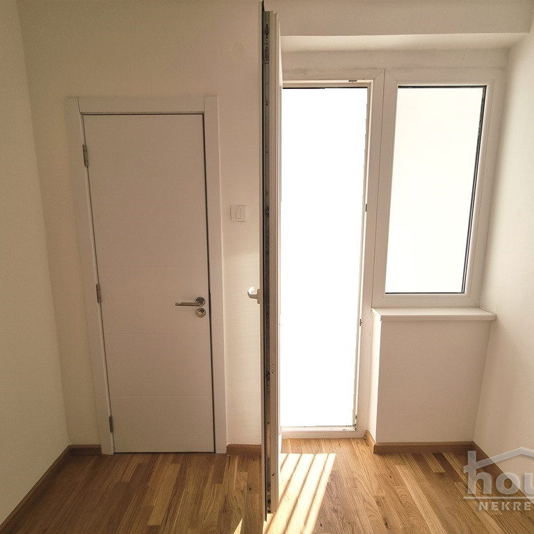 Trosoban stan na prodaju, Sajmište, Novi Sad, 54m², 155.000 €