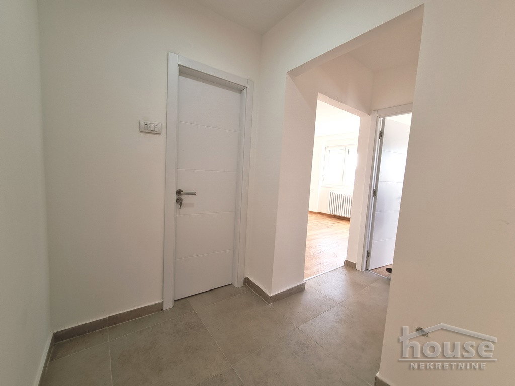 Trosoban stan na prodaju, Sajmište, Novi Sad, 54m², 155.000 €