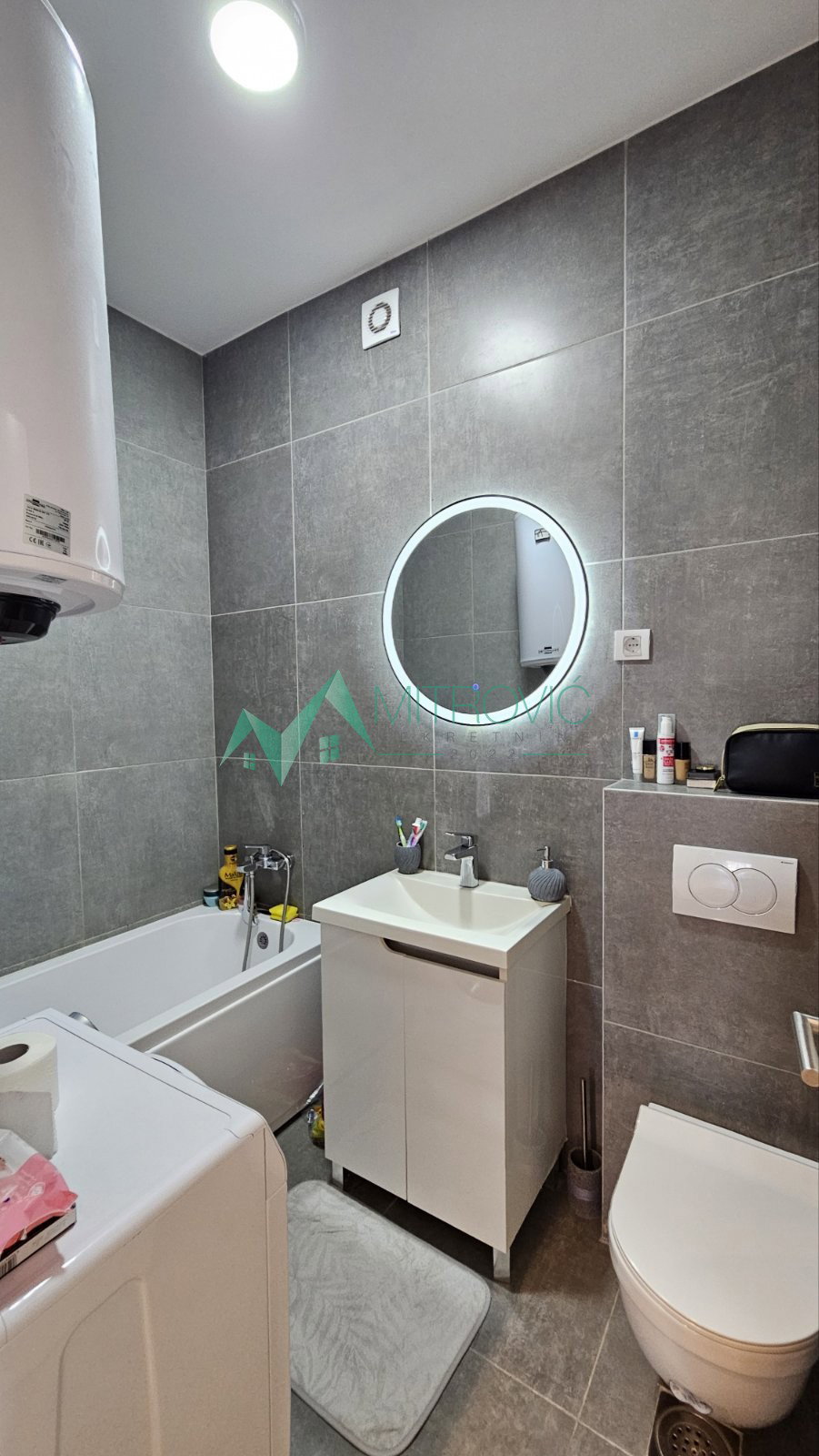 stanovi-3-re-salajka-1004468-97ivx Trosoban stan na prodaju, Salajka, Novi Sad, 81m², 262.650 €
