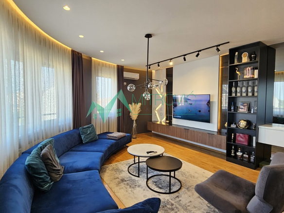 Stan Prodaja Novi Sad  81 m2