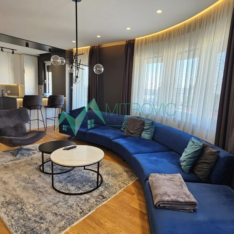 Stan Prodaja Novi Sad  81 m2