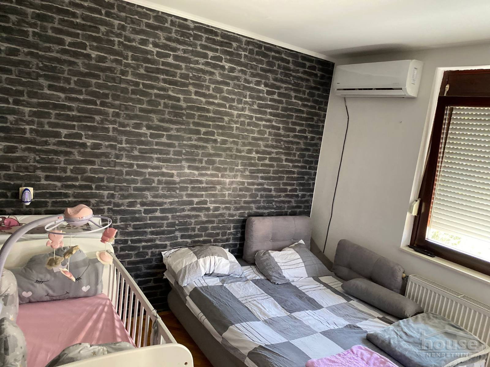 stanovi-3-re-salajka-1064658-ubm83 Trosoban stan na prodaju, Salajka, Novi Sad, 71m², 2. sprat, 160.000 €