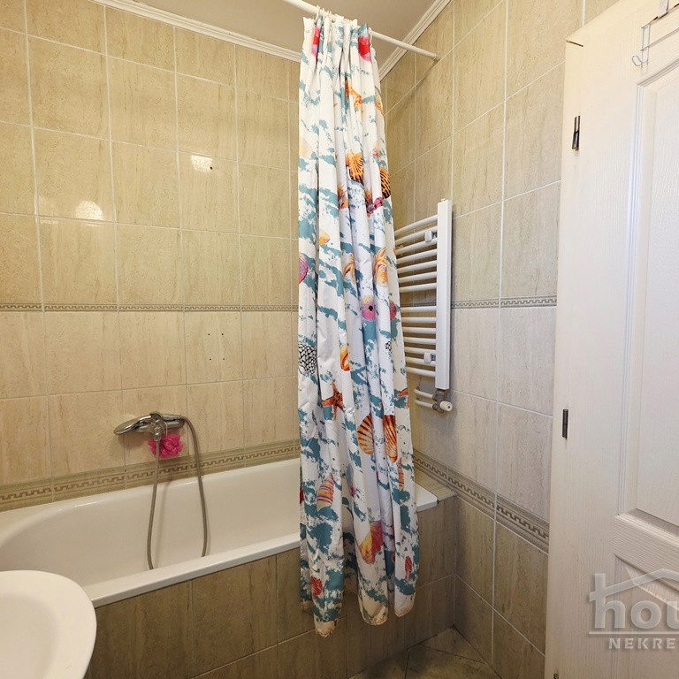Trosoban stan na prodaju, Salajka, Novi Sad, 61m², 165.000 €