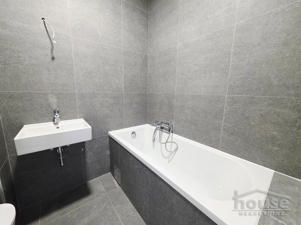 Trosoban stan na prodaju, Telep, Novi Sad, 65m², 2. sprat, 179.000 €