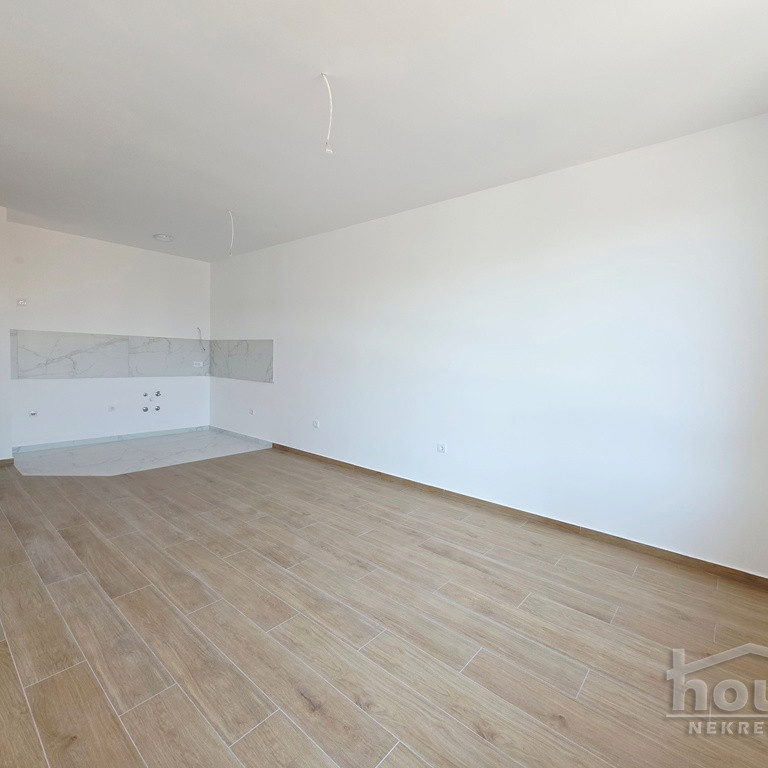 Stan Prodaja Novi Sad  65 m2
