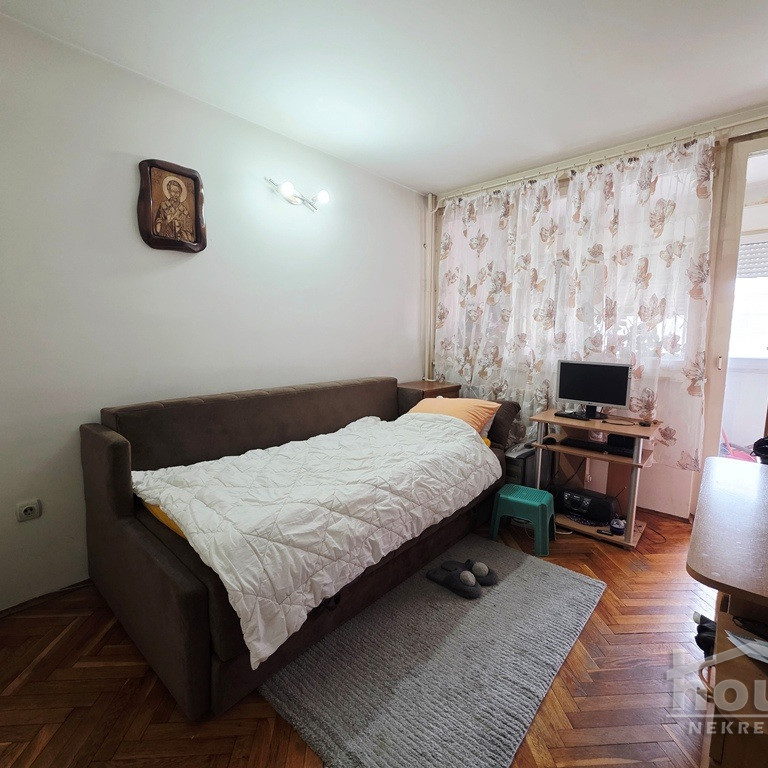 Trosoban stan na prodaju, Železnička Stanica, Novi Sad, 70m², 170.000 €