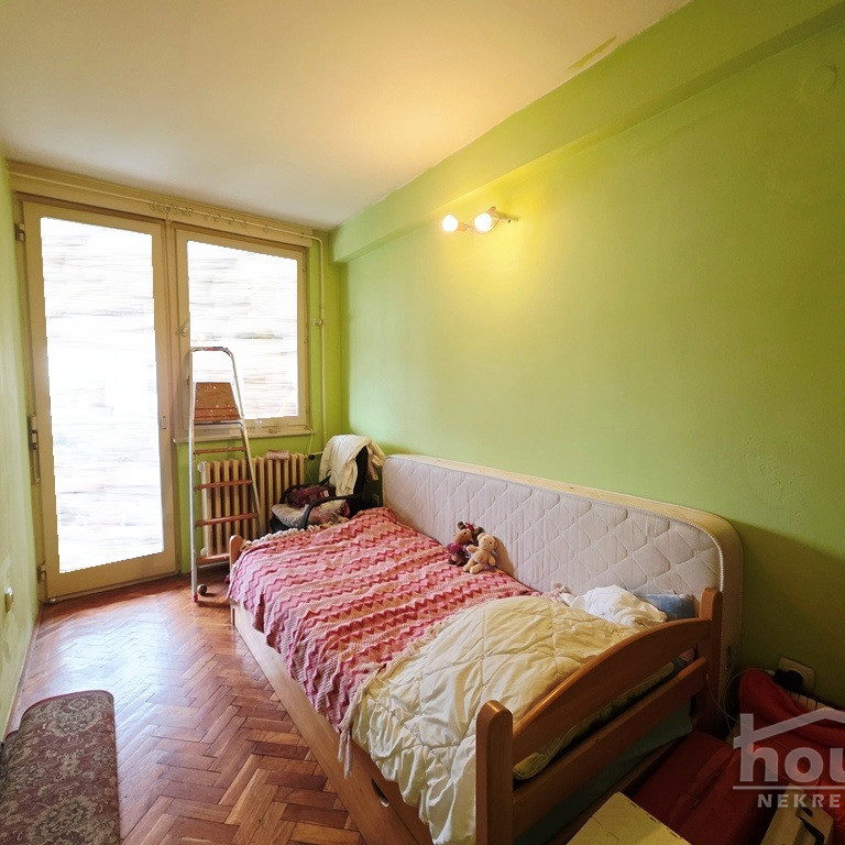 Trosoban stan na prodaju, Železnička Stanica, Novi Sad, 70m², 170.000 €