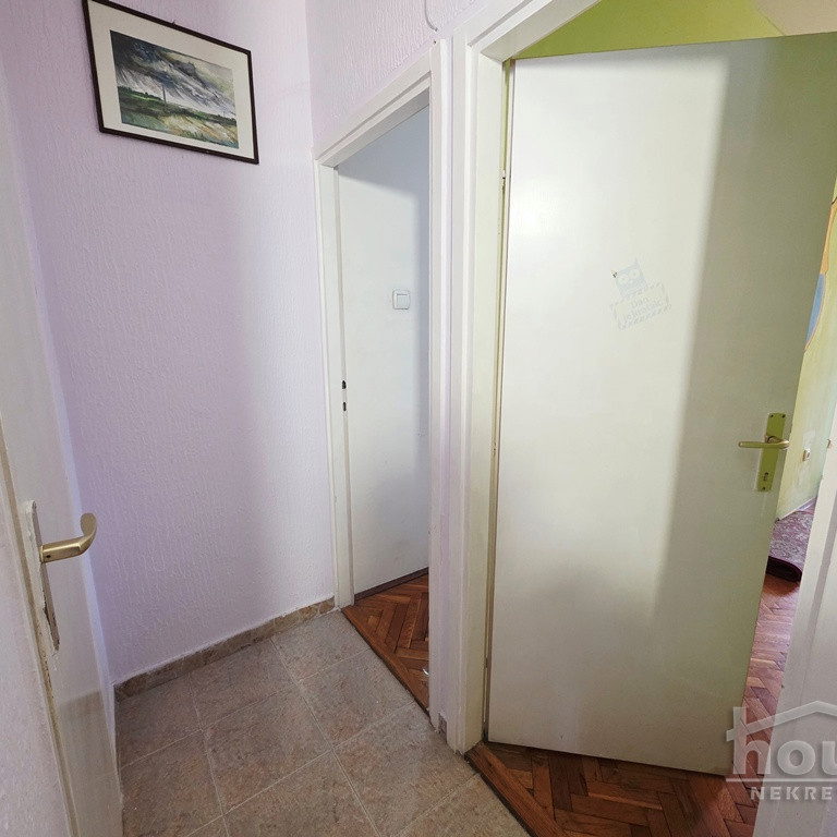 Trosoban stan na prodaju, Železnička Stanica, Novi Sad, 70m², 170.000 €