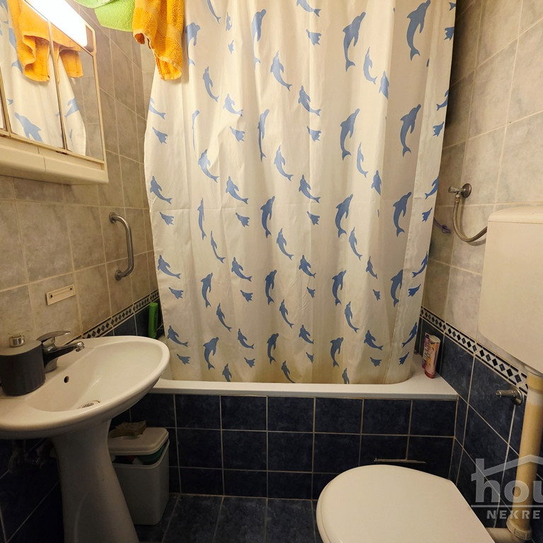 Trosoban stan na prodaju, Železnička Stanica, Novi Sad, 70m², 170.000 €