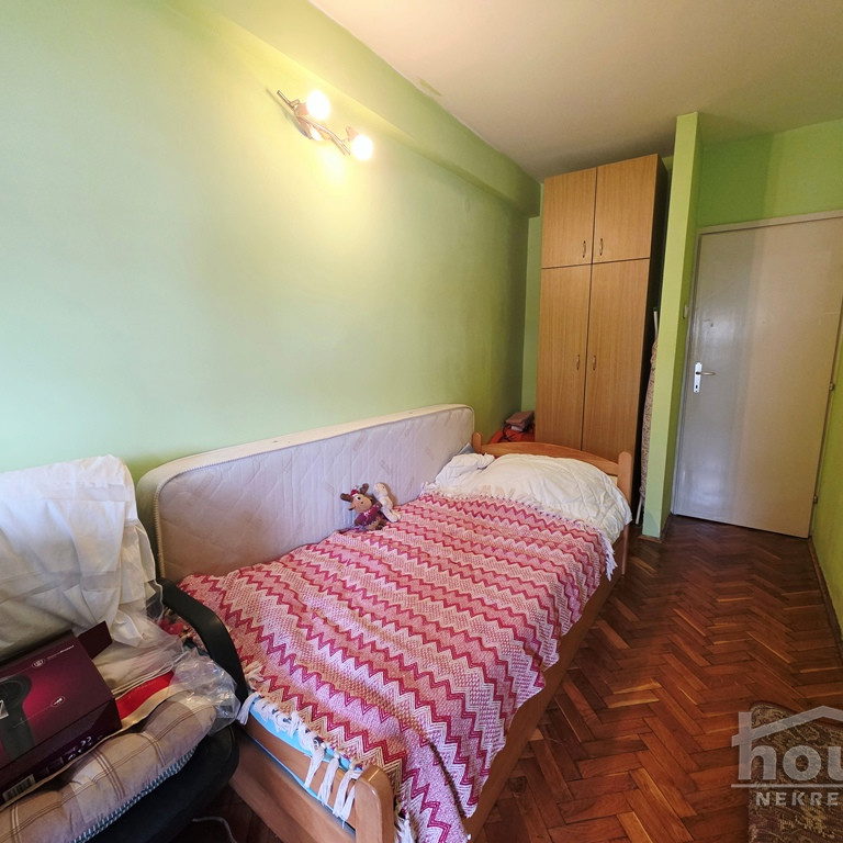 Trosoban stan na prodaju, Železnička Stanica, Novi Sad, 70m², 170.000 €