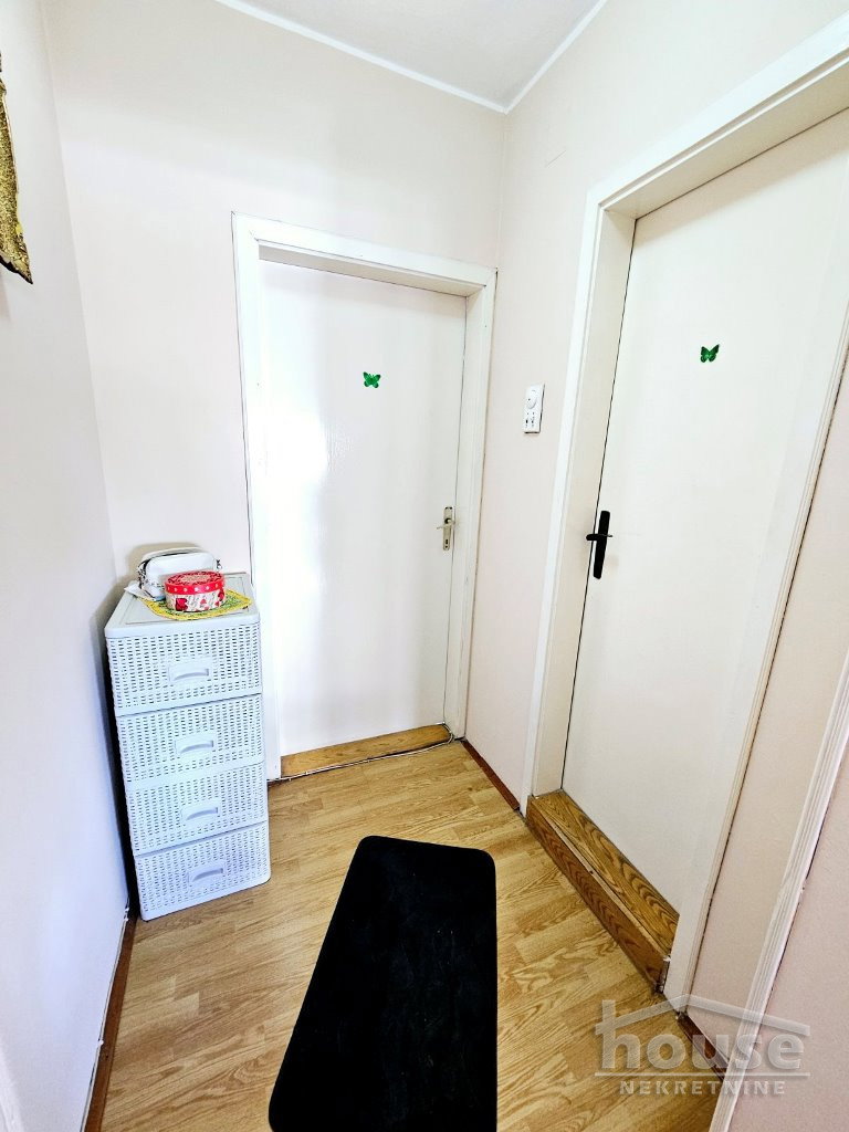 Trosoban stan na prodaju, Železnička Stanica, Novi Sad, 69m², 5. sprat, 160.000 €