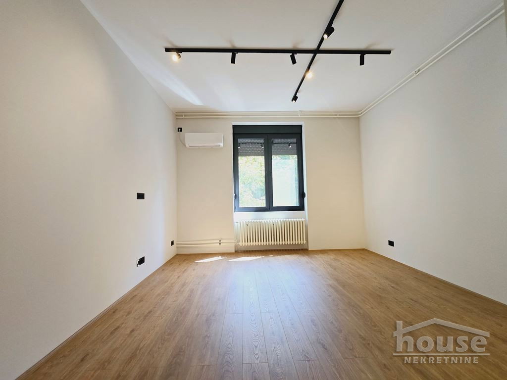 Trosoban stan na prodaju, Centar, Novi Sad, 100m², 1. sprat, 340.000 €