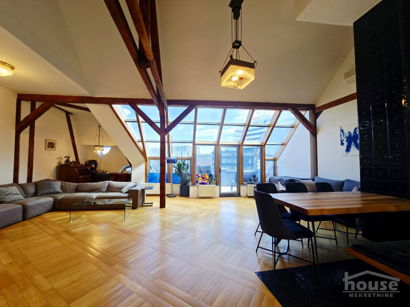 Trosoban stan na prodaju, Centar, Novi Sad, 134m², 3. sprat, 450.000 €