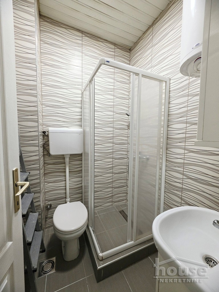 Trosoban stan na prodaju, Bulevar Oslobođenja, Novi Sad, 71m², 198.800 €