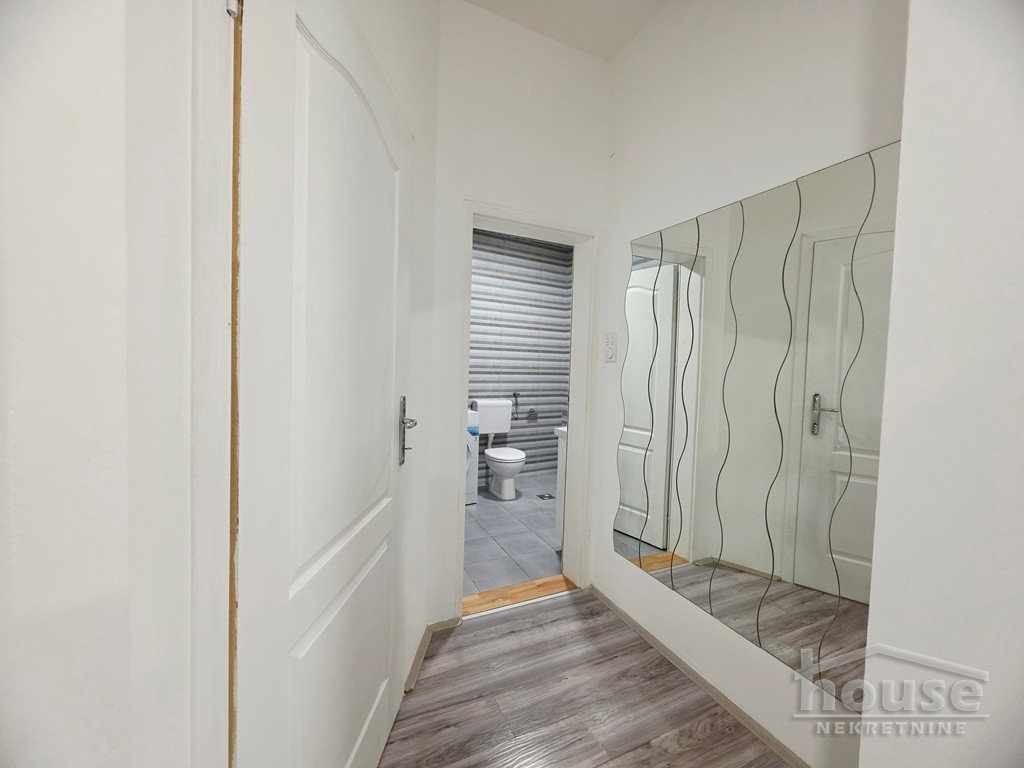 Trosoban stan na prodaju, Bulevar Oslobođenja, Novi Sad, 71m², 198.800 €