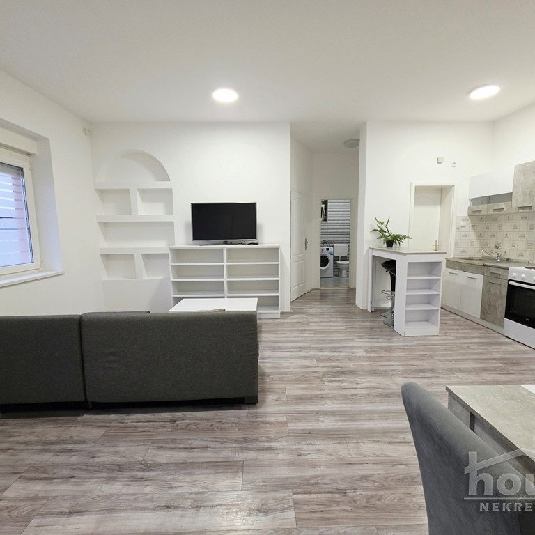 Stan Prodaja Novi Sad  71 m2