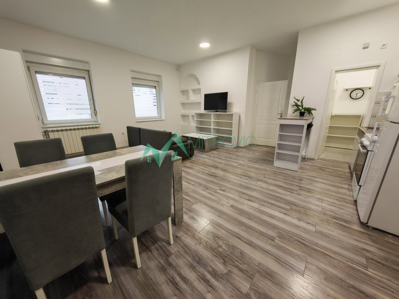Trosoban stan na prodaju, Bulevar Oslobođenja, Novi Sad, 71m², 193.800 €