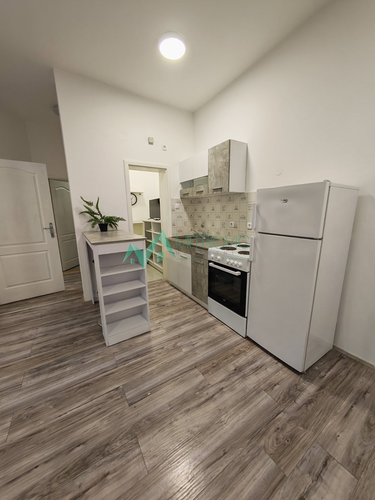 Trosoban stan na prodaju, Bulevar Oslobođenja, Novi Sad, 71m², 193.800 €