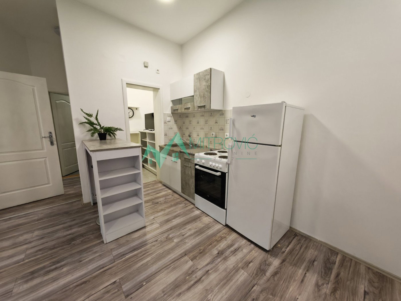 Trosoban stan na prodaju, Bulevar Oslobođenja, Novi Sad, 71m², 193.800 €