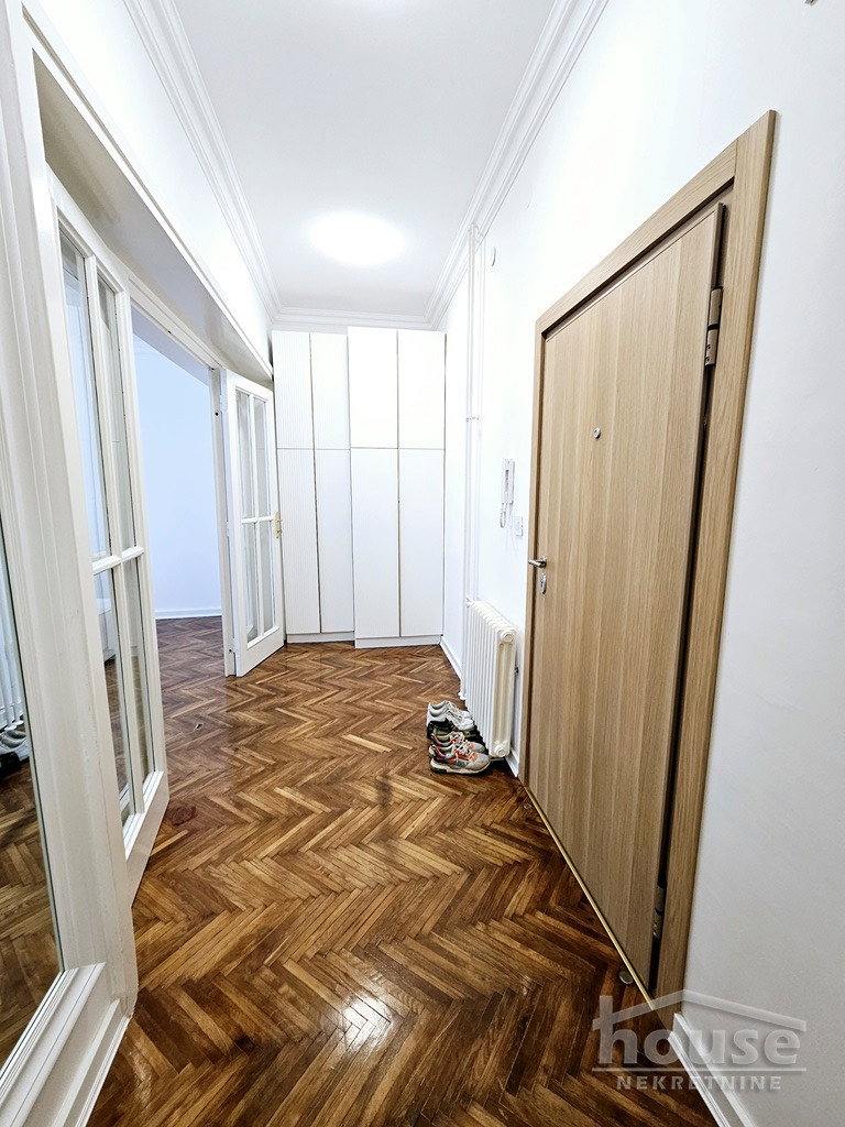 Trosoban stan na prodaju, Centar, Novi Sad, 78m², Prizemlje, 230.000 €