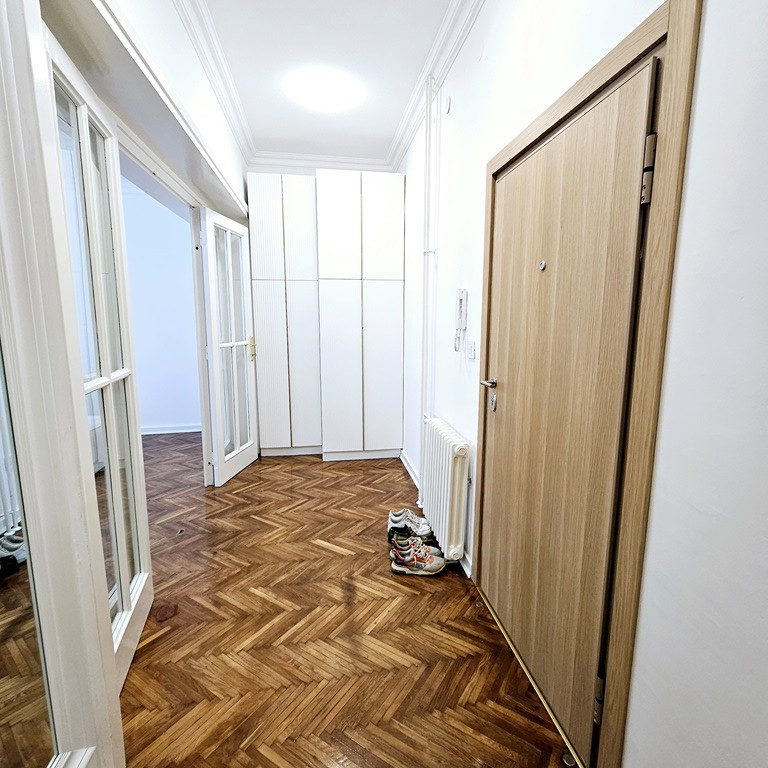 Trosoban stan na prodaju, Centar, Novi Sad, 78m², Prizemlje, 230.000 €